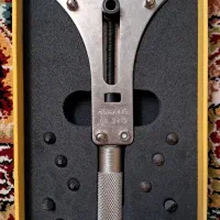 اچار جاکس