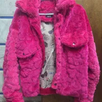 پافر .کت جین ‌خز صورتی