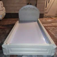 تخت یکنفره چوب ممبران درحد نو