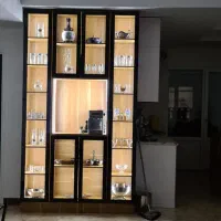 ساخت کابینت کافی بار و ویترین