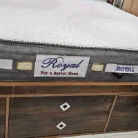 تخت خواب دو نفره به همراه تشک در حد نو|تخت و سرویس خواب|قم, نوبهار|دیوار