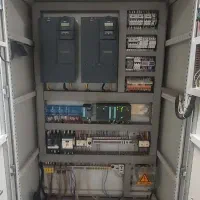 برق صنعتی و برقکار متخصص تابلو برق و PLC|خدمات پیشه و مهارت|شیراز, شهرک گلها|دیوار