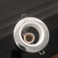 تعدادی پایه لامپ برای فروش