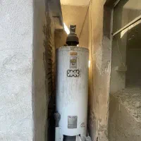 آبگرمکن ایستاده