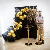 بادکنک آرایی گل آرایی تم تولد