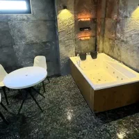 سوئیسی لوکس استخردار گل مریم دهکده ساحلی|اجارهٔ کوتاه‌مدت ویلا و باغ|بندر انزلی, دهکده ساحلی|دیوار