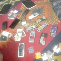 قاب و شاستی گوشی نوکیا وشارژر|لوازم جانبی موبایل و تبلت|زرندیه, |دیوار