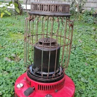 چراغ نفتی آترا