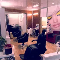 واگذاری سالن زیبایی با تجهیزات کامل|اجارهٔ مغازه و غرفه|مشهد, طلاب|دیوار