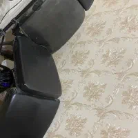 صندلی چرم مشکی سه تیکه ارایشگاهی