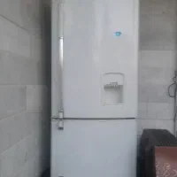 یخچال فروشی