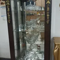 گنجه بوفه/ شیک وسالم آینه وچراغ دار مفت