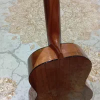 گیتار کلاسیک|گیتار، بیس، امپلیفایر|سیاهکل, |دیوار