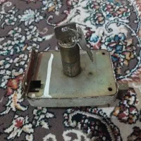 قفل درب حیاط