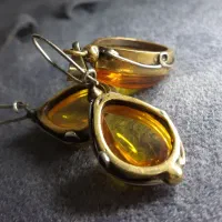 نیم ست ، گردنبند ، پلاک ، گوشواره طلا و نقره|جواهرات|لاهیجان, شیشه گران|دیوار