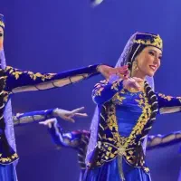 آموزش رقص آذری بانوان