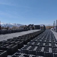 یک کارگر ساده بنا بلوک زن|استخدام معماری، عمران و ساختمانی|اراک, |دیوار