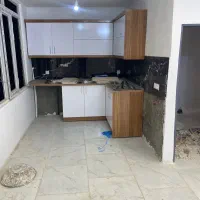 اپارتمان-طبقه-پنج-با-اسانسورصفر
