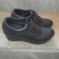 سه جفت کفش سایز ۳۷