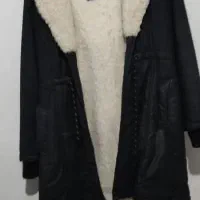 لباس وکاپشن در حد نو