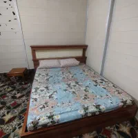 تخت دونفره در حد همراه با تشک