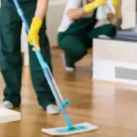 نظافتچی خانم