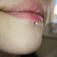 خدمات پیرسینگ|خدمات آرایشگری و زیبایی|شیراز, فرهنگ شهر|دیوار