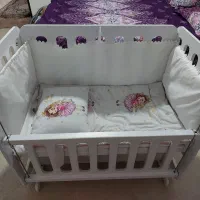 گهواره ی نوزاد در حد نو