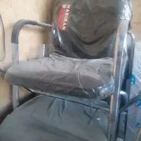 صندلی اداری چرم استیل مشکی
