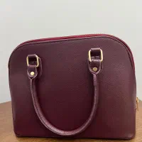 کیف دوشی و دستی چرم زرشکی(چری رد)کاملا نو