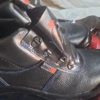 کفش ایمنی|کیف، کفش، کمربند|هندیجان, |دیوار