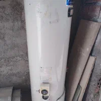 آبگرمکن ایستاده تمیز