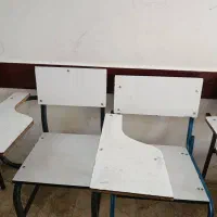 صندلی چوبی رنگهای سفید ، قهوه ای ، نارنجی