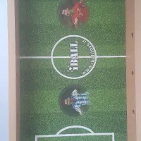 فوتبال دستی خانگی در حد نو با تمام‌متعلقات