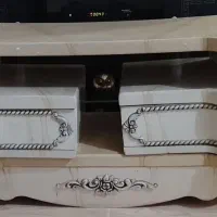 میز تلویزیون رنگ نخودی