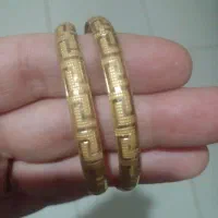 النگو ورساچ نوع نو۶درصدگرفتم الان۲۰۰بالا خام میدم