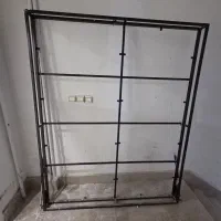 تخت تاشو  جک ها سالم و بدون مشکل