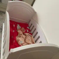 تخت نوزاد|اسباب و اثاث بچه|شیراز, شهرک والفجر|دیوار