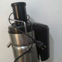 آبمیوه گیر نیاز به تعمیر