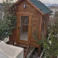 کلبه چوبی چوب سویسی درختی