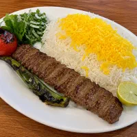 تهیه غذای شرکتی با قیمت مناسب و دلخواه شما
