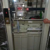 آسانسورنصب تعمیرسرویس و نگهداری‌ بالابر استاندارد