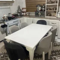 میز ناهارخوری