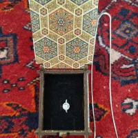 گوشواره وزنجیر|بدلیجات|کرج, ساسانی (قلمستان)|دیوار