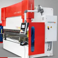 اپراتور دستگاه خم CNC و لیرز