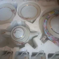 سرویس چینی ۱۲ نفره
