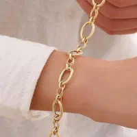 دستبند طلا زنانه گرانبها پیدا شده
