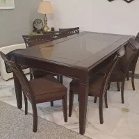 میز نهار با مبل ۷نفره همراه ۱عددجلو مبلی و۲عددعسلی