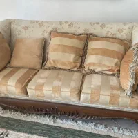 مبل سه نفره