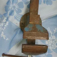 گیره صنعتی فولادی|ابزارآلات|بروجرد, |دیوار